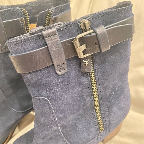 Trask genuine leather suede navy mid calf boots - Picture 2 of 8